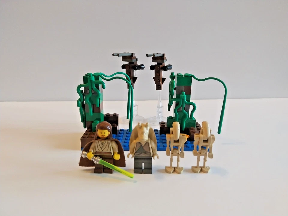 LEGO Star Wars 7121 Naboo Swamp, photo 1 sur 3