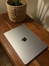 Apple MacBook Air M4 13" 2025 256GB 16GB RAM Sky Blue