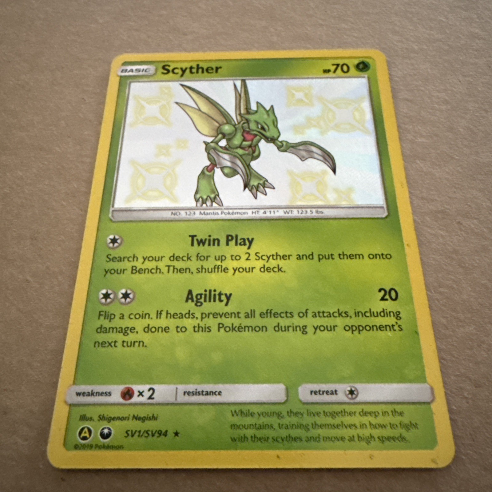Scyther SV1/SV94 Hidden Fates Shiny Vault Holo Card NM Condition