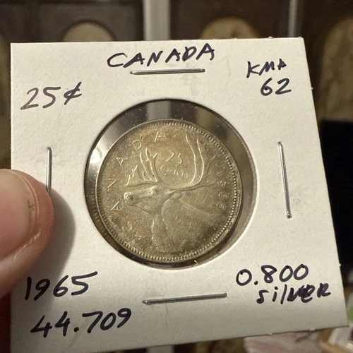 1965 Canada 25 Cent / Silver Quarter .800 / Queen Elizabeth II nice tone AU