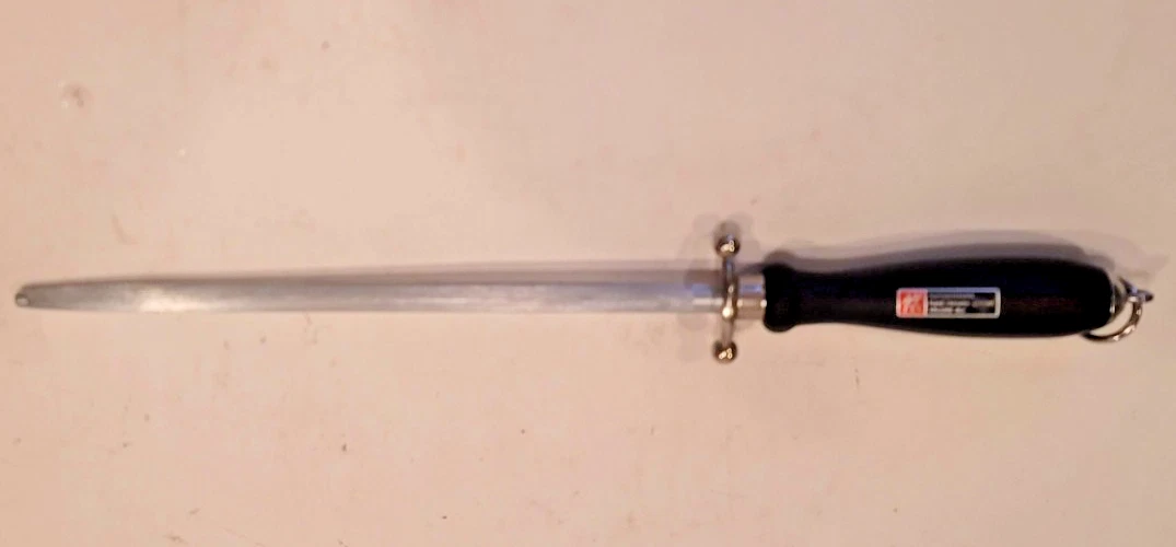 Zwilling J.A. Henckels Solingen Germany Knife Sharpener Honing Steel Rod 14"
Opens in a new window o