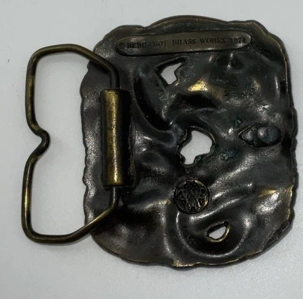 FIVELA DE CINTO VINTAGE DRAGÃO ASIÁTICO BERGAMOTA LATÃO Funciona 1974 Muito Bom - Imagem 2 de 4