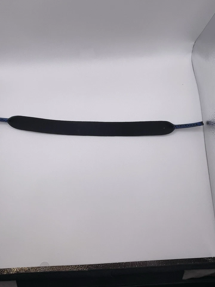 Croakies para gafas de sol Local Boy - azules (nuevos) Foto 3 de 3