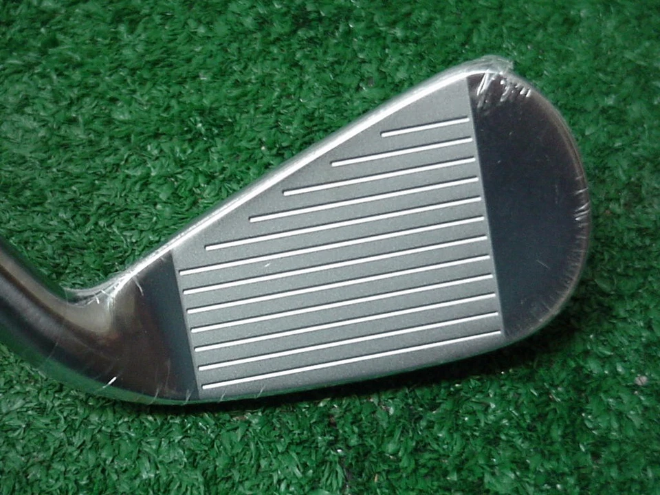 Left Hand New 2023 Titleist T350 Forged 4 Iron Kbs Tour-V 110 Steel Stiff Flex - Image 3 of 3