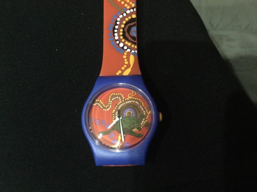 Indigenous Wunala (Kangaroo)Dreaming Qantas collectable watch vintage 1990s logo - Picture 3 of 9