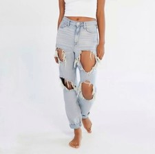 NWT URBAN OUTFITTERS BDG High Rise Ripped Mom Jeans Size 25