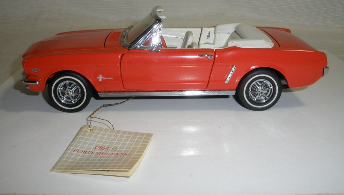自動車 1/24 1964 Ford Mustang Convertible 1964 1/2 Ford Mustang Convertible Diecast Model | Motormax