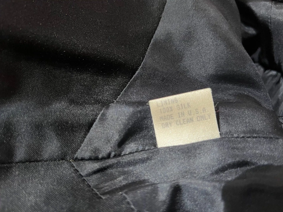 Vestido de Baile Formal Vintage Carolina Herrera Tamanho 8 Preto Veludo Cintura Gola Alta - Imagem 4 de 4