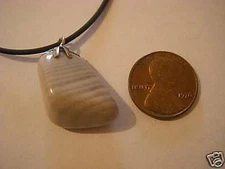 STRIPED FLINT STONE PENDANT 