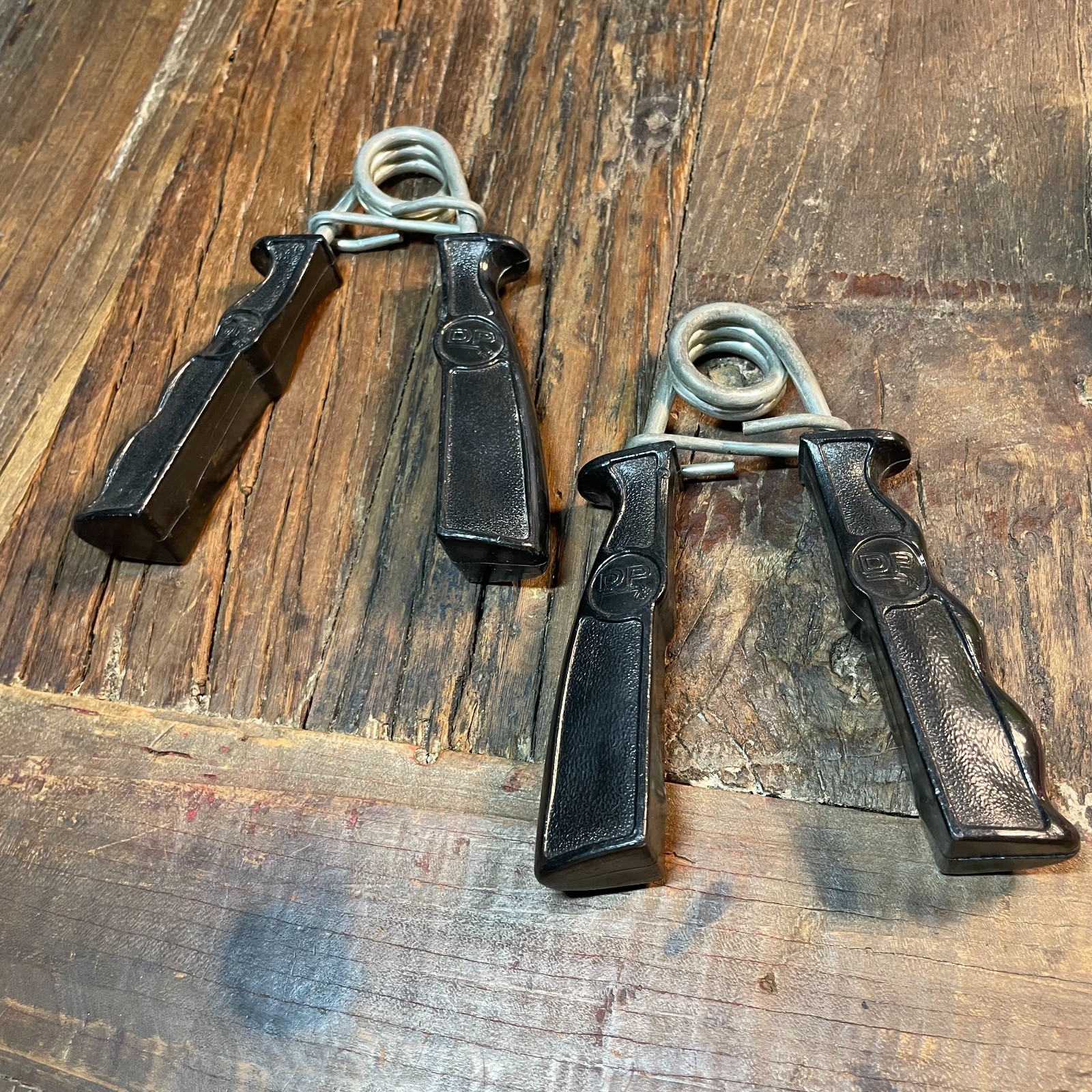 DP Hand Grippers Black Forearm Grip Strengthener Heavy Exerciser Set Of 2