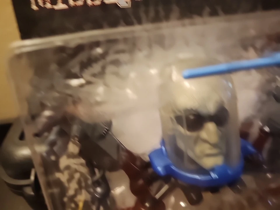 Figura Batman Mission Masters 3 Virus Attack Mr Freeze 2000 (error de fábrica) Foto 4 de 4