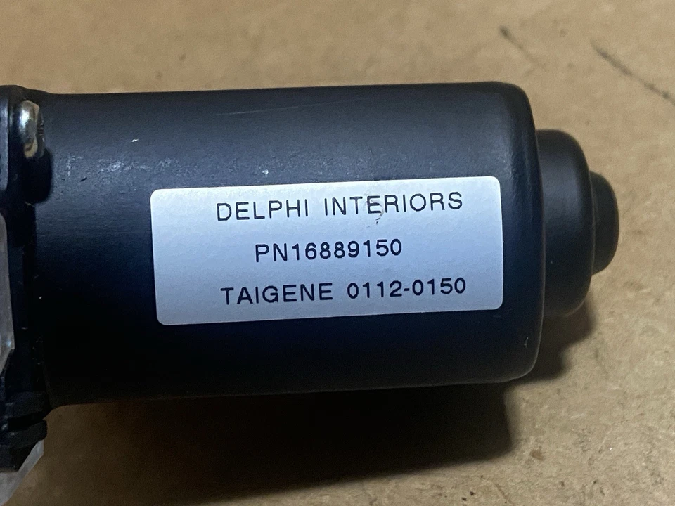 GM 16889150 Trunk Lid Rear Compartment Pull Down Motor -- NOS OEM - Image 4 of 4