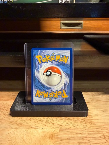 Pikachu GG30/GG70 Crown Zenith: Galarian Gallery Holo - Near Mint - Pokemon TCG - Picture 4 of 4