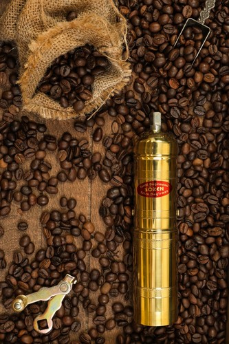 Molinillo de café de latón hecho a mano turco SOZEN recto 22 cm 9 pulgadas DHL EXPRESS - Imagen 5 de 5