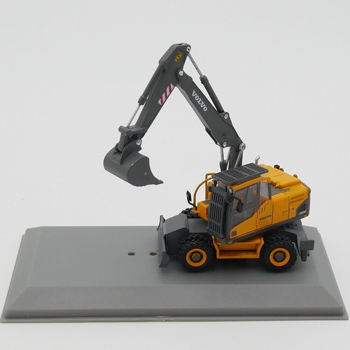 1:72 IXO Volvo EW180C Wheel Excavator Construction Machines Diecast Model - Picture 8 of 8