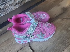 Disney girls Minnie Mouse pink slip on light up sneakers Size 8