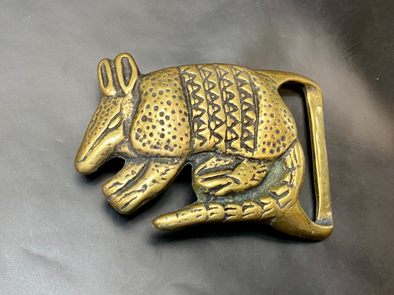 Armadillo Solid Brass Vintage Hippy style Figural Tri… Gem