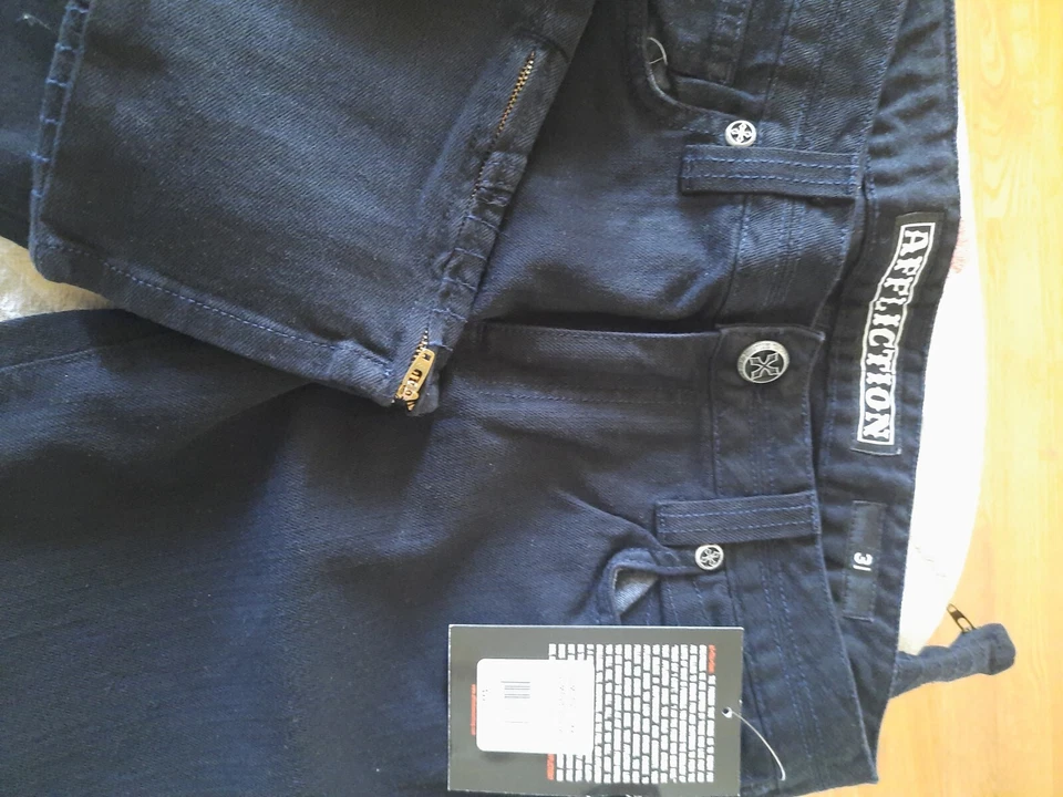 Vaqueros ajustados negros para mujer AFFLICTION Foto 3 de 4