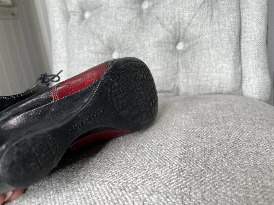 Hispanitas Tacones de Cuña Punta Redondeada Cuero Rojo Negro Mary Jane Talla 36 EE. UU. 6 Foto 3 de 4