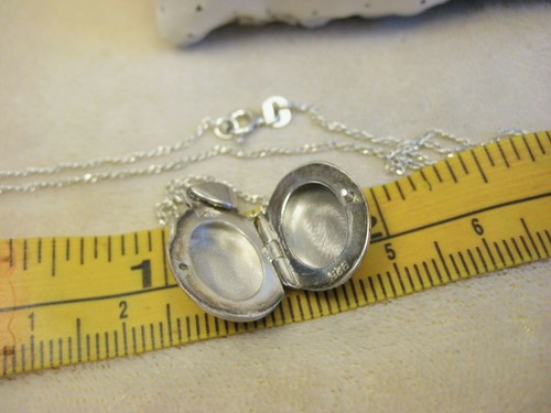 Vintage Western Sterling Silver Floral Double Picture Locket Chain Necklace 18" - Picture 7 of 9