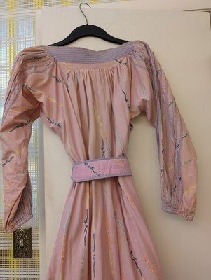 Vintage Beautiful Pink Dress With Juliet Sleeves Belt  79 Inches Renaissance