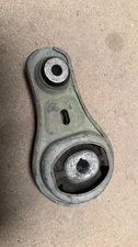 RENAULT  TRAFIC VAUXHALL VIVARO GEARBOX MOUNT 1.6 DIESEL 93866731 14-19