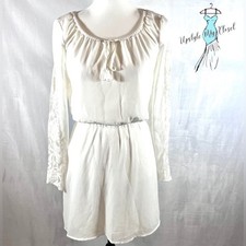 Long lace lined sleeves white dress size XS NWT
