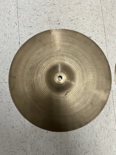 14" A Zildjian Hi Hat Cymbals Vintage late 50's or 60's - Picture 2 of 11