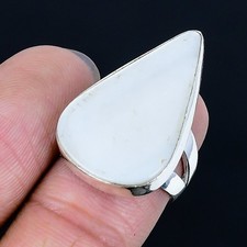 Exceptional Mother Of Pearl Gemstone 925 Sterling Silver Ring Size 6.5