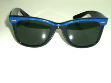 1980's VINTAGE RAY-BAN L1723 BLUE PEARLIZED G15 STREET-NEAT WAYFARERS SUNGLASSES