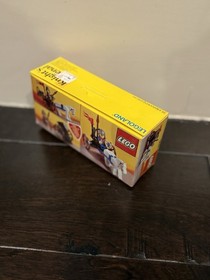 Vintage LEGO Knights Arsenal 6016 New Open Box