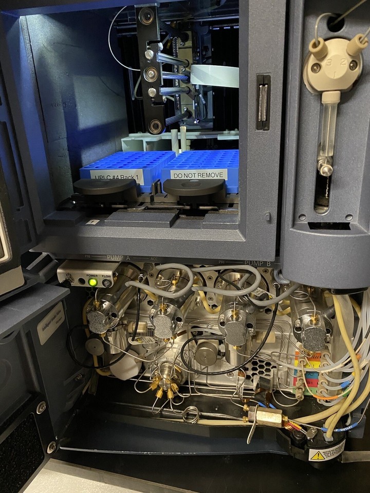 Waters Acquity UPLC Waters SQD 2 Mass Spec and PDA Detector BSM Sample ...