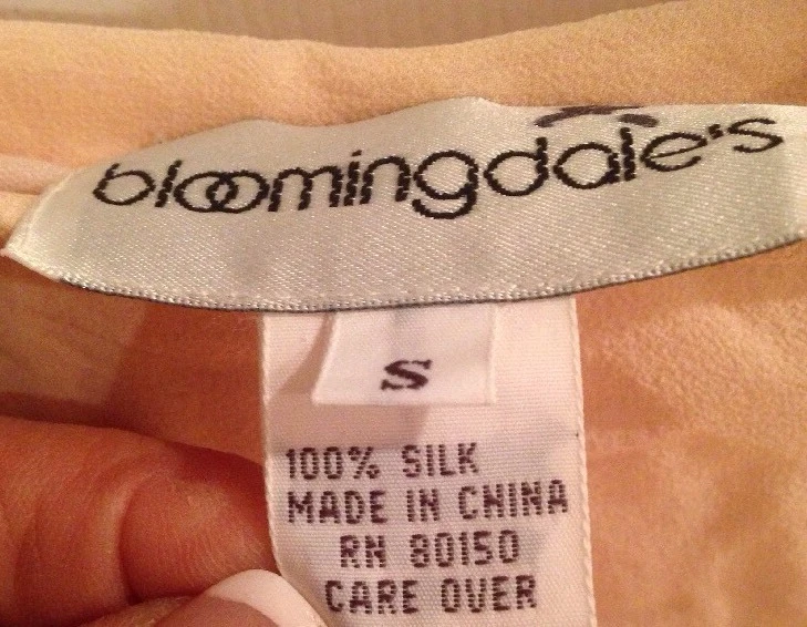 Vestido pequeño negro para mujer Zara Trafalue Foto 4 de 4