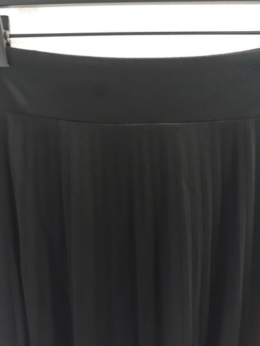 The Loft Womens Pull On Skirt Black Size Small Pleated Look Super Soft - Picture 3 of 7