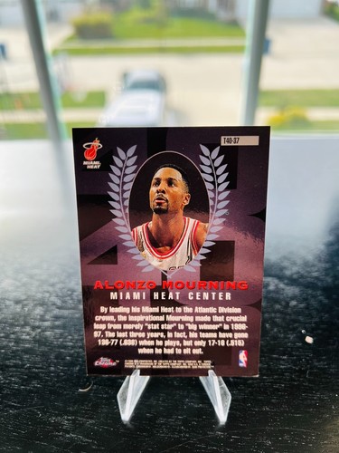 Alonzo Mourning 1997 Topps Chrome #T40-37 Basketball Card MIAMI HEAT - Picture 2 of 2