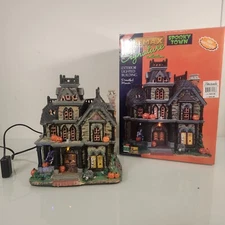 Lemax Signature Collection Halloween Spooky Town Dreadful Manor 85708