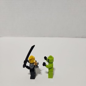 LEGO NINJAGO 9447 Lasha's Bite Cycle Rise of the Snakes  