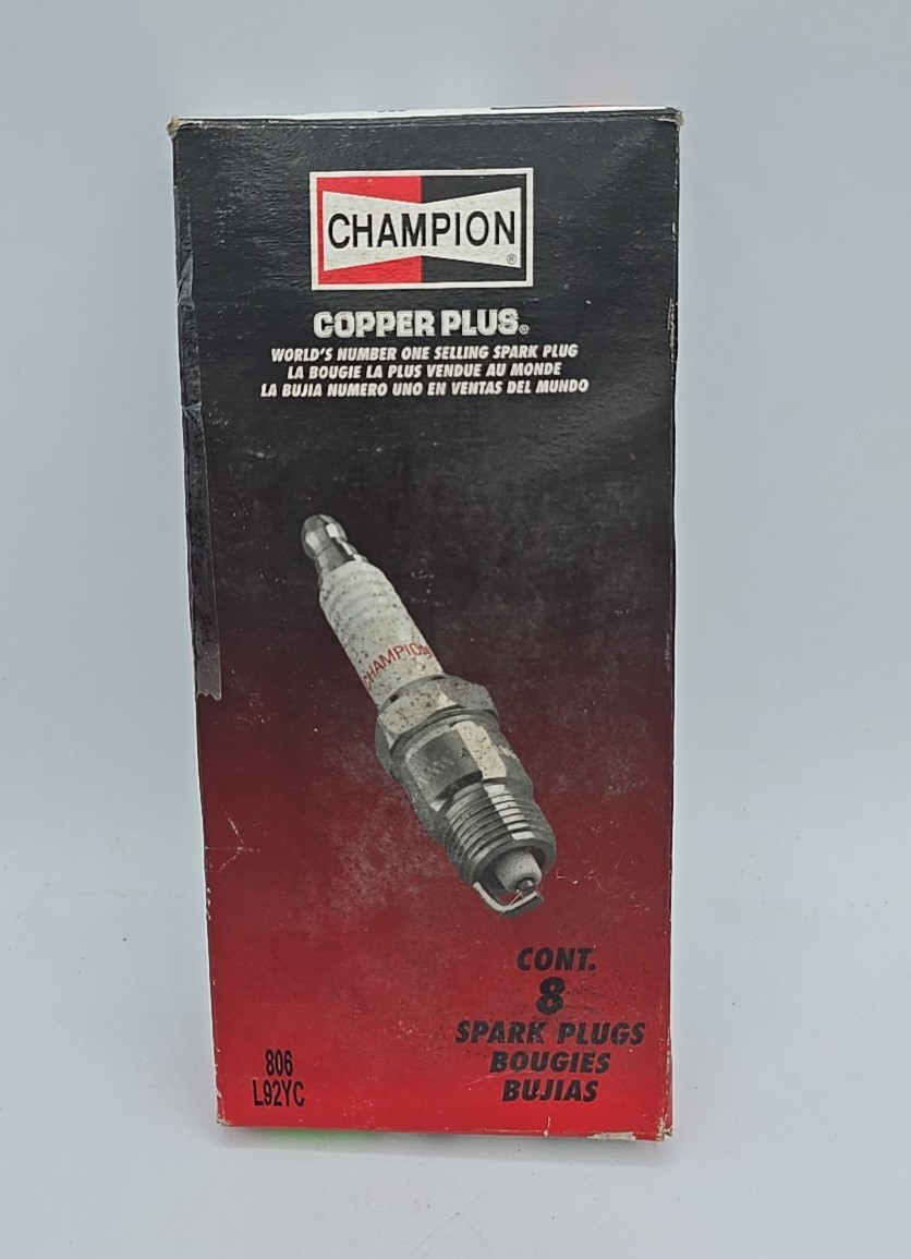 NOS Set of 8 original Copper Plus spark plugs NEW in BOX 806 L92YC SP-11