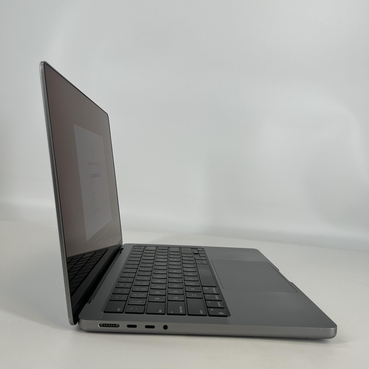 MacBook Pro 14 2021 M1 Pro A2442 8-Core CPU 14-Core GPU 16GB 512GB