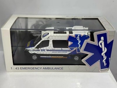 Modelo De Coche Ambulancia Mercedes Benz Sprinter 1/43 TINY ATC43036