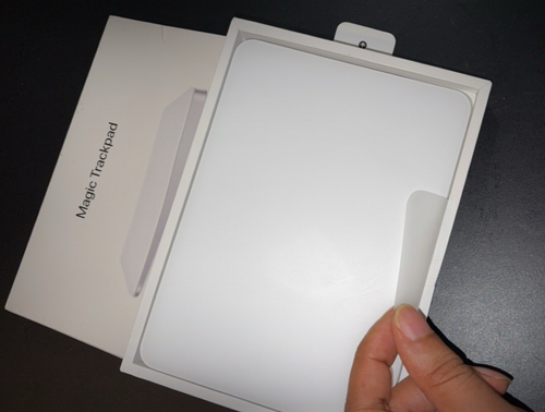 Brand New Apple Magic Trackpad - White/Silver (lightning port) Wireless - Picture 4 of 7