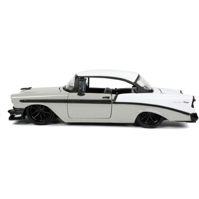 32696 BY JADA 1956 CHEVROLET BEL AIR GRAY & WHITE 1/24 DIECAST