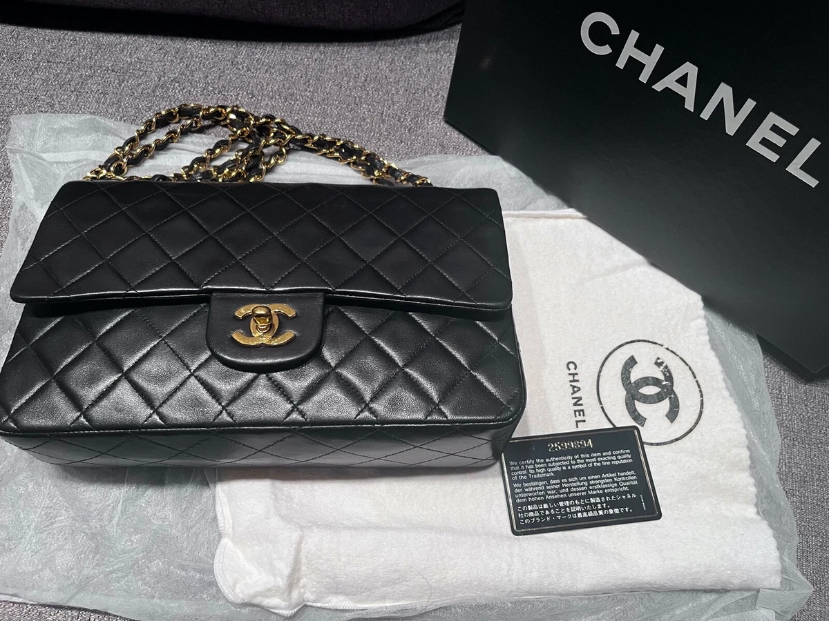 Chanel Black Quilted Lambskin Leather Medium Classic Double Flap Bag Chanel