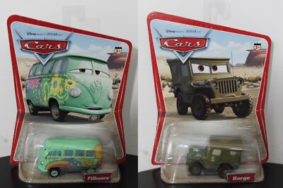 2-SET Fillmore Y Sargento VW Autobús Ejército Jeep Desierto Disney Pixar Coches