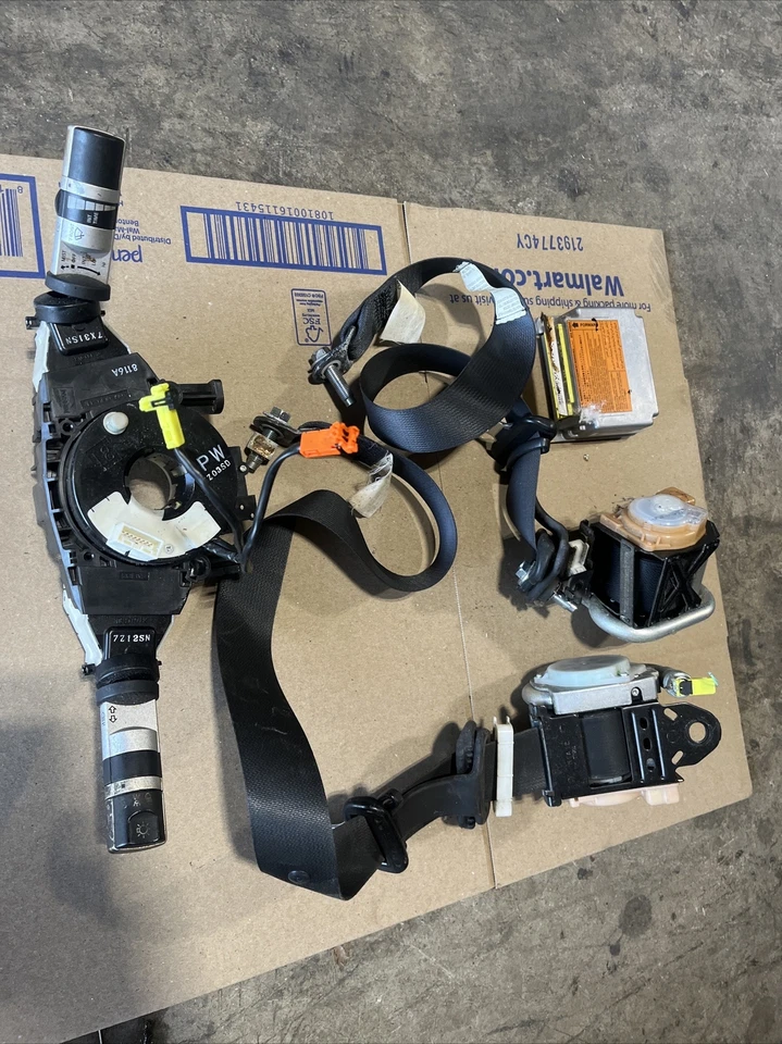 Nissan 350Z 2007 08 convertible solo cinturón de seguridad izquierdo derecho OEM Foto 3 de 3