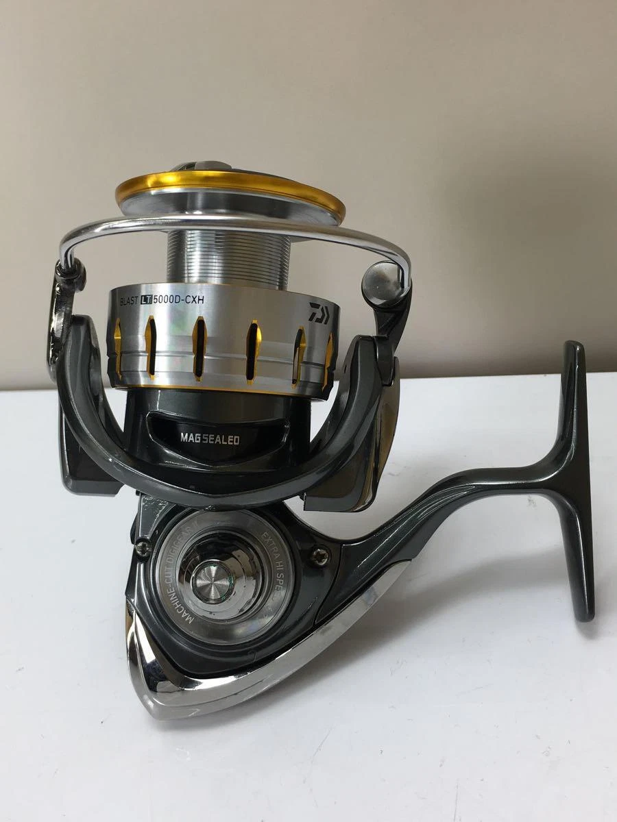 DAIWA Spinning Reel 065103 18 Blast LT5000D-CXH Blue Rust USED