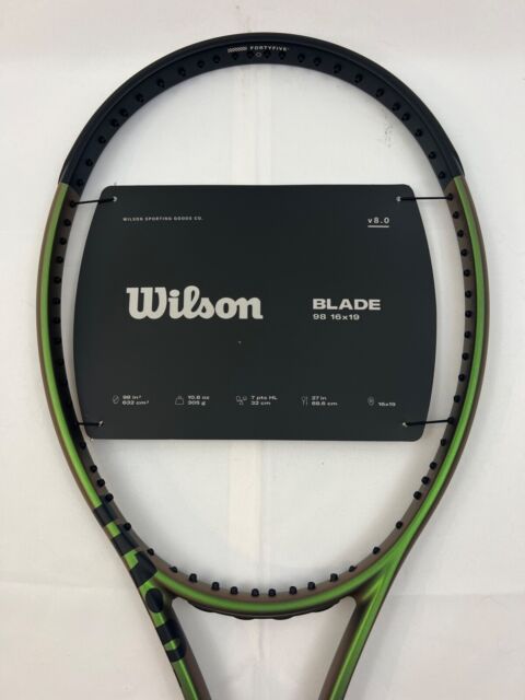 Wilson Blade 98 (16x19) V8 4-1/4