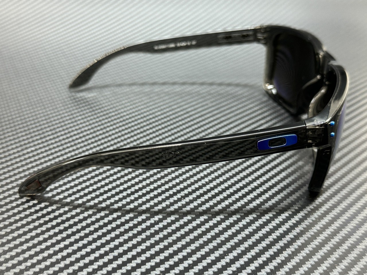OAKLEY OO9417 09 Grey Smoke Prizm Sapphire Polarized Men's 59 mm Sunglasses image 4