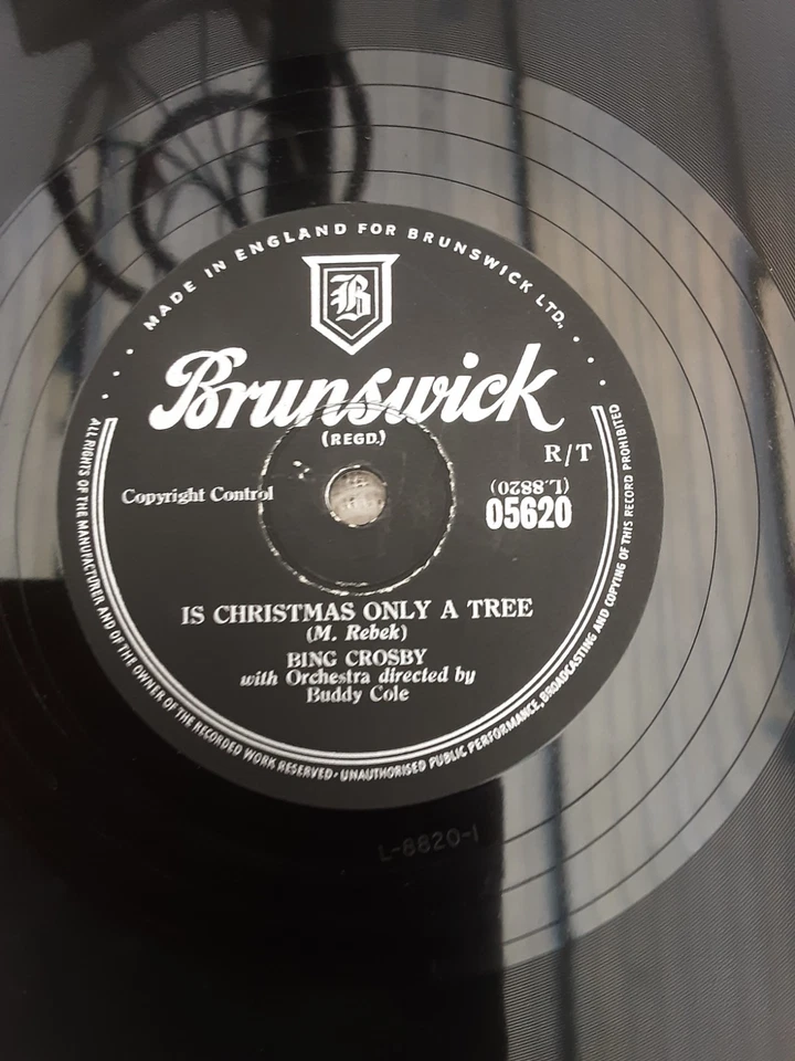 BING CROSBY CHRISTMAS IS A COMIN' / IS CHRISTMAS ONLY A TREE 78 rpm BRUNSWICK - Image 4 of 4