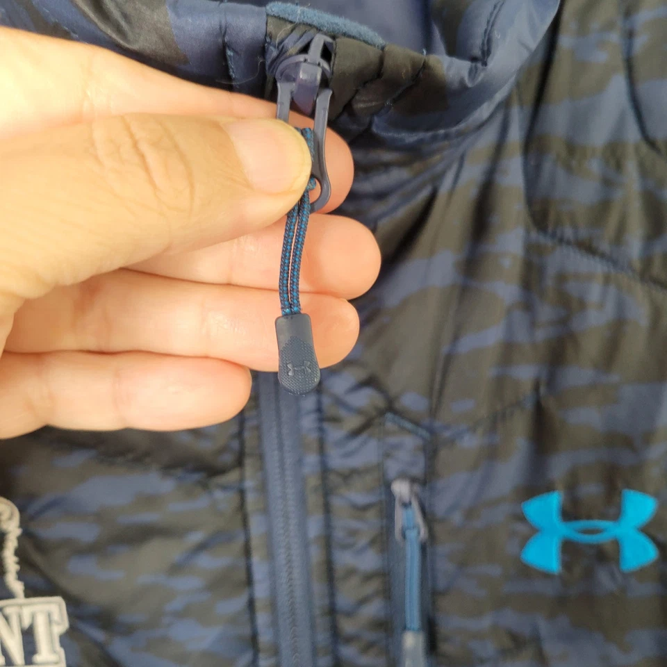 Chaleco acolchado Belmont Bruins University L Coldgear Reaction estampado negro/azul Foto 4 de 4